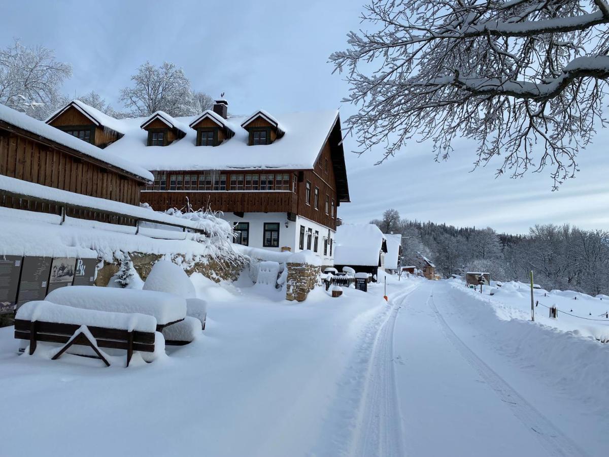 Wellness Hotel Florián České Žleby Stožec Esterno foto