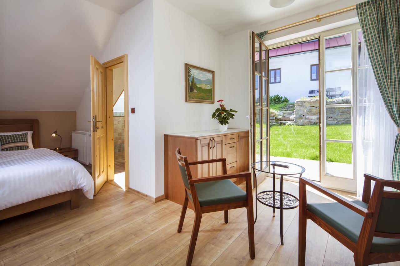 Wellness Hotel Florián České Žleby Stožec Esterno foto