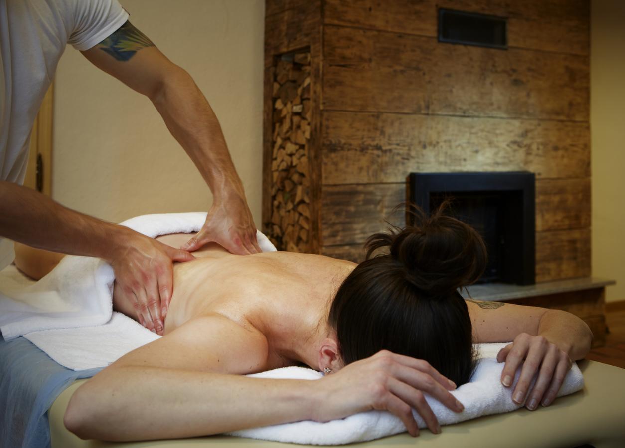 Wellness Hotel Florián České Žleby Stožec Esterno foto