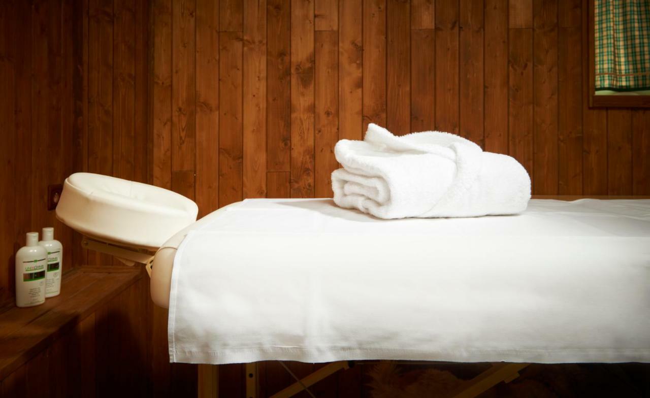 Wellness Hotel Florián České Žleby Stožec Esterno foto